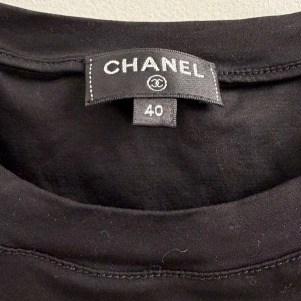 CHANEL Black Tee with White 'Gabrielle Chanel' Logo NEW